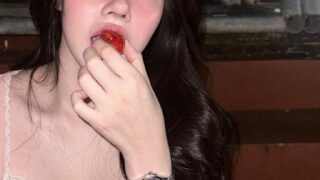 Video Viral 2025 Indonesia Tatapan Membara, Hasrat dua Sejoli Tak Terbendung ABG Wiwik Top Global