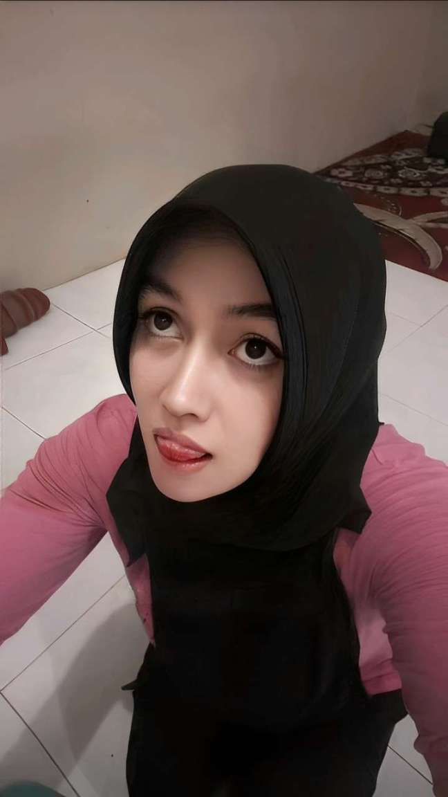 10 Viral Indonesia Video Wiwik Hijab Viral 2025 Anjay Hijab Kebaya coklat